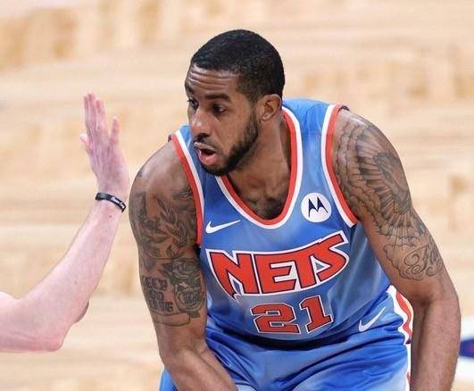 足坛悲喜夜！哈兰德破门+失点，曼城晋级4强，巴萨4：1，国米2：1.