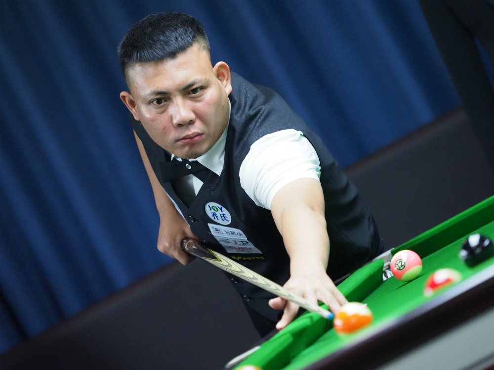 姆斯的整个 姆斯的整个